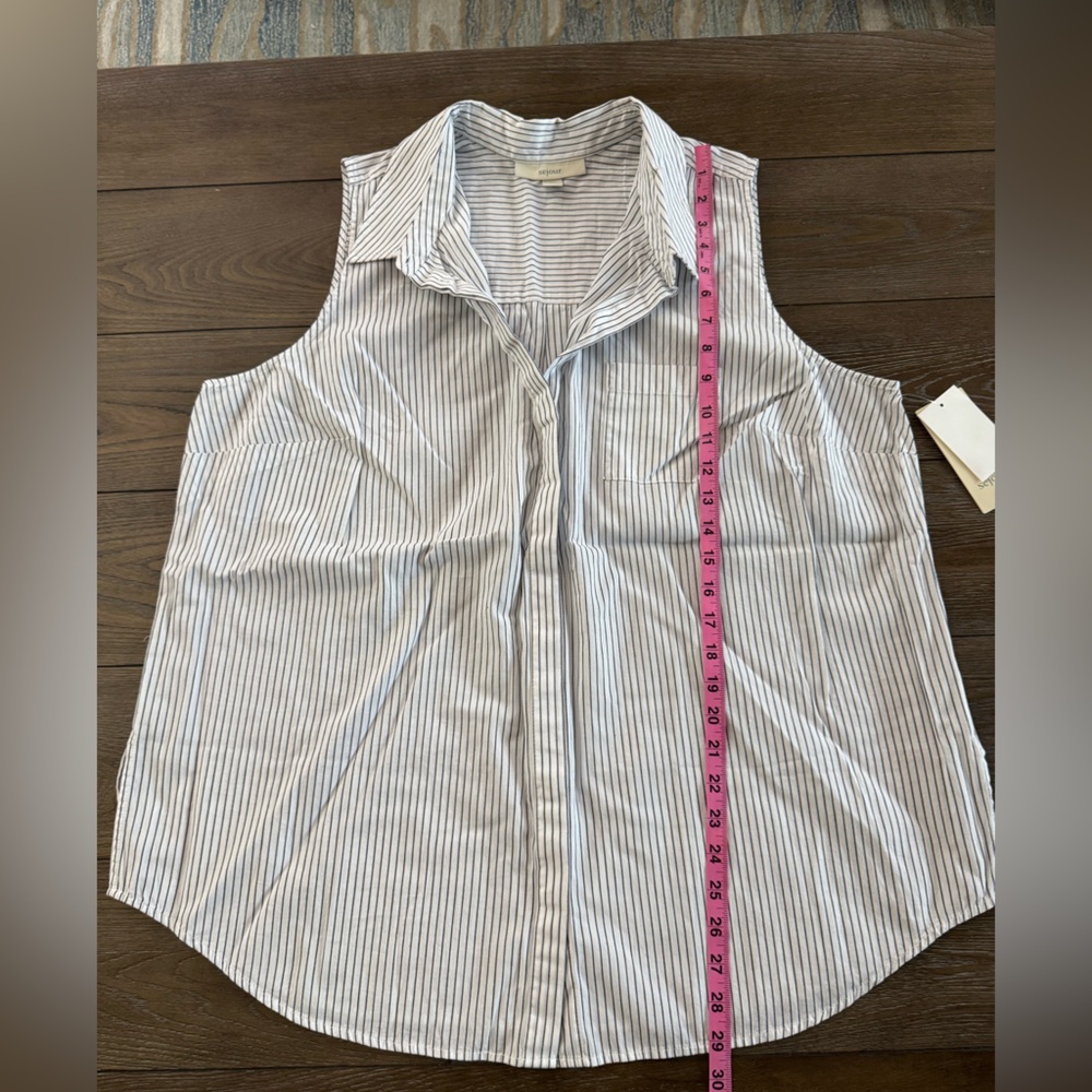 Sejour White and Black Striped Button Down Shirt